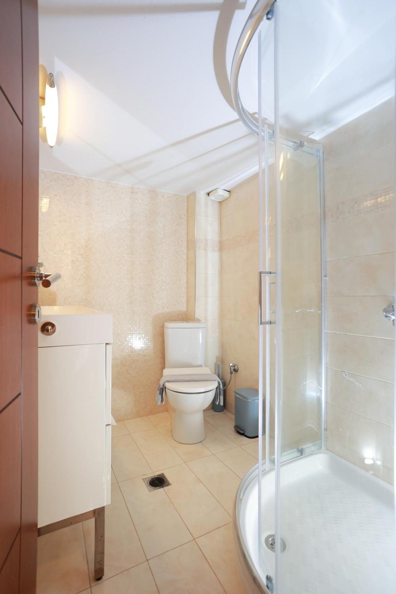 דירה Orion White Tower